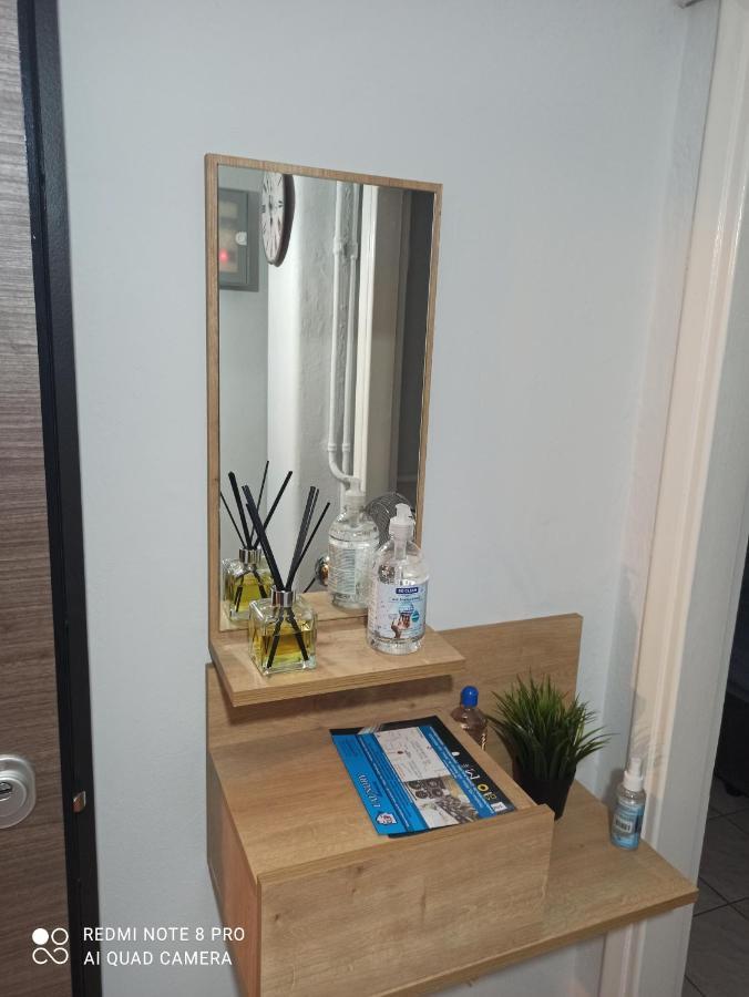 Olas 1-Bedroom Apartment Near The Center Of Athen Eksteriør bilde